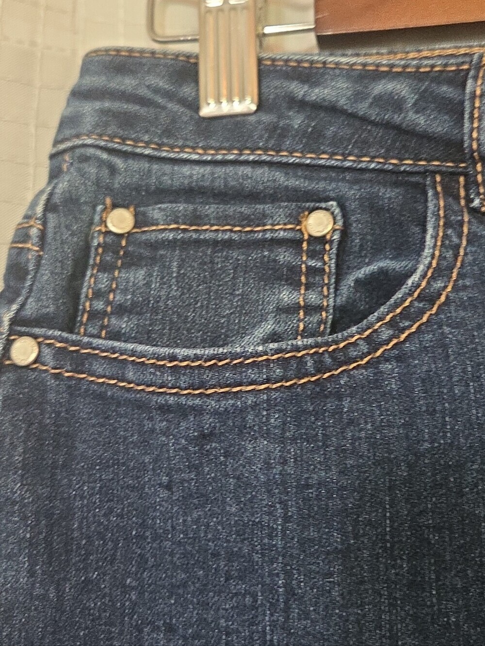 Jaclyn Smith Women's Dark Pencil Denim Casual Jean Skirt Size 8 - Picture 2 of 8
